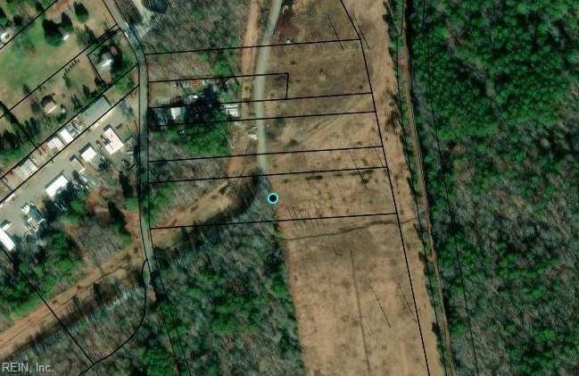 Yorktown, VA 23692,2402 Wolf Trap RD