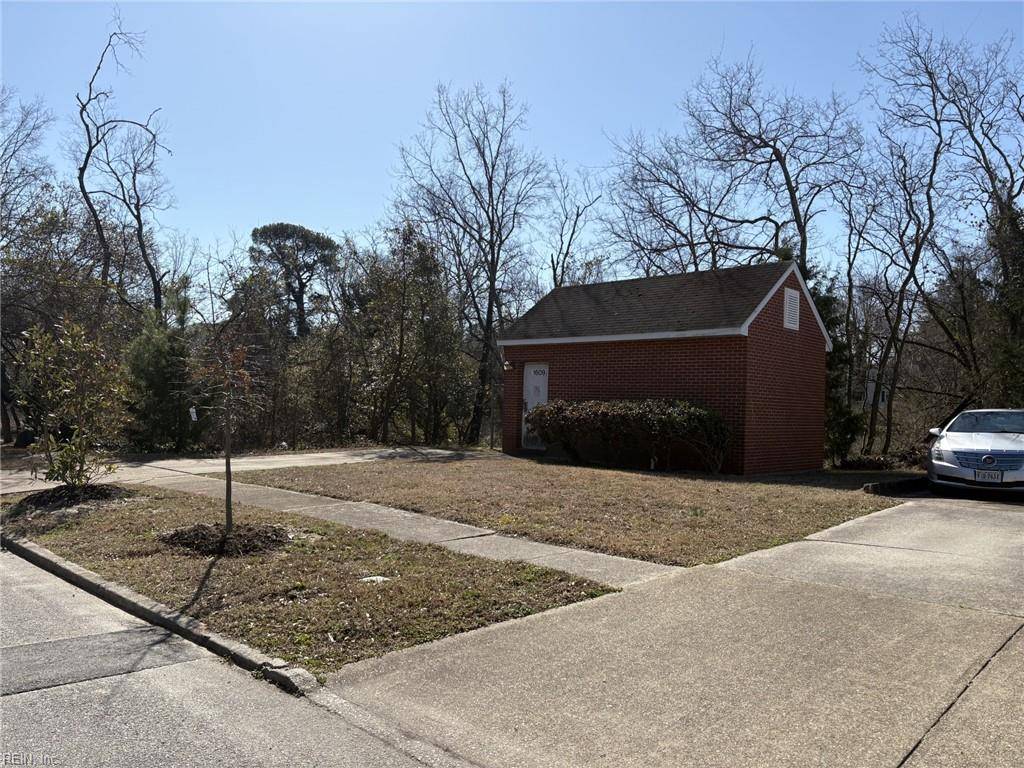 Norfolk, VA 23509,1609 Holland AVE