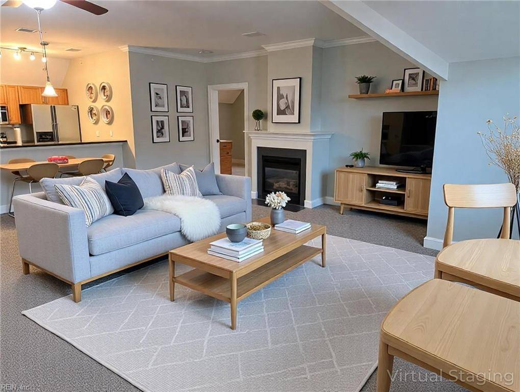 Norfolk, VA 23510,515 E Freemason ST #3A