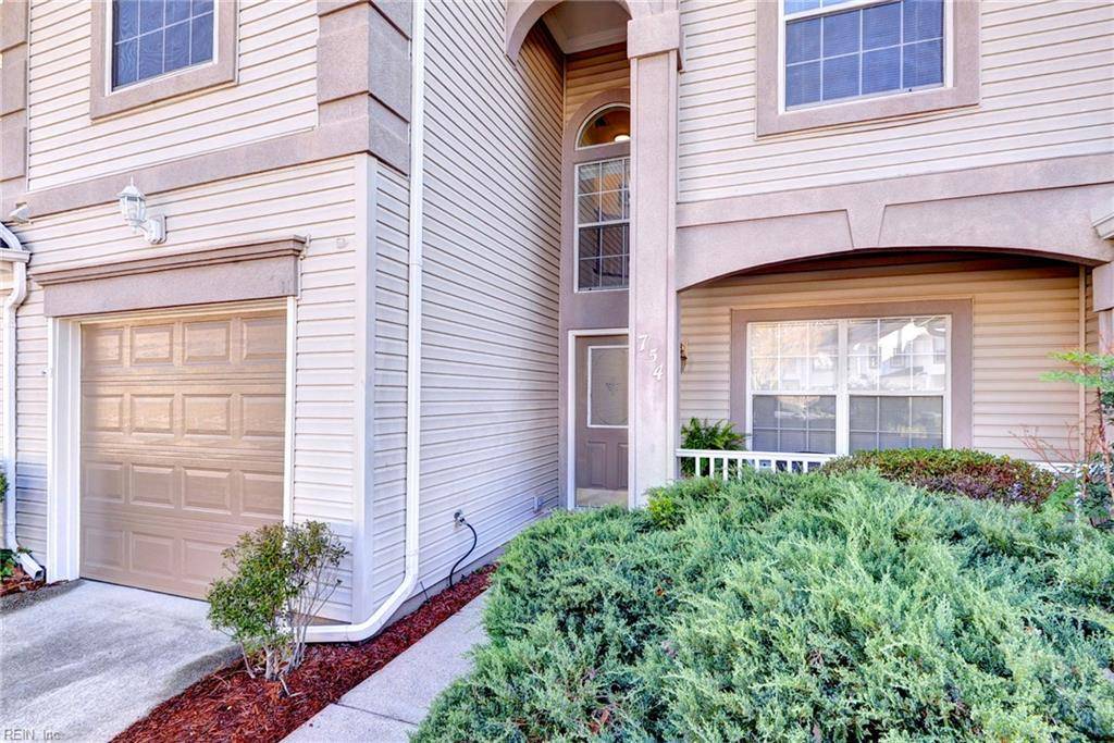 Newport News, VA 23602,754 Doral DR
