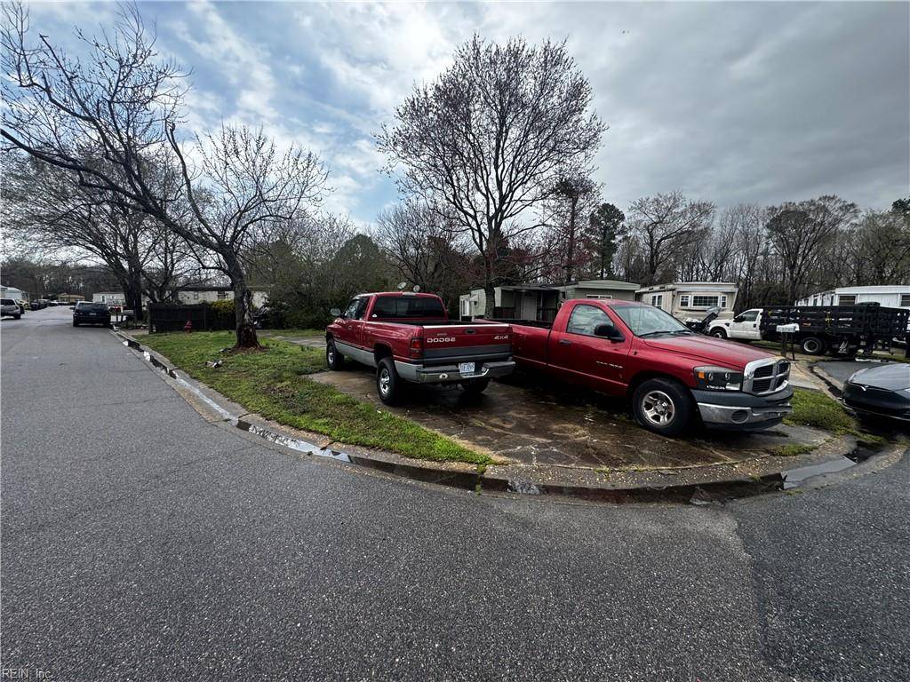 Virginia Beach, VA 23453,1268 Hawk AVE