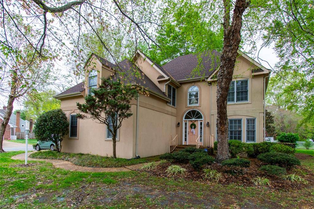 Smithfield, VA 23430,102 Sunrise Bluff LN