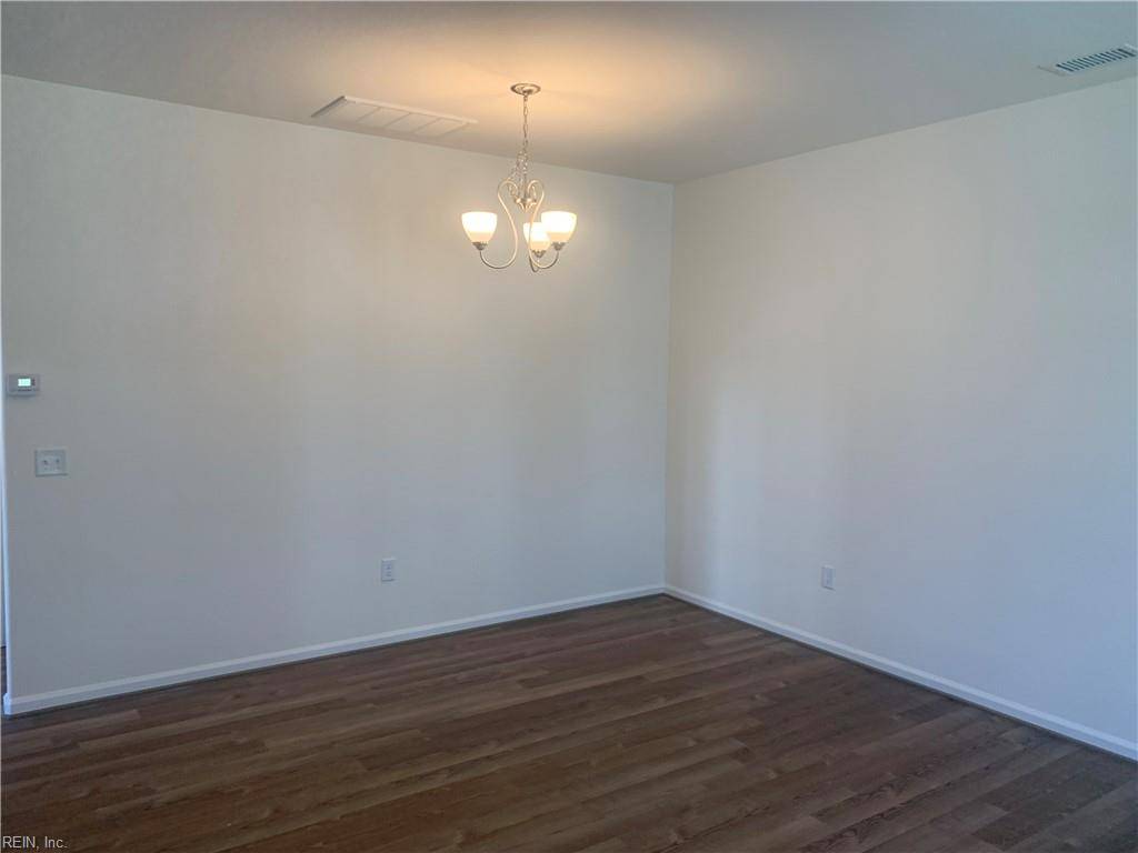Suffolk, VA 23434,1005 Robinson RD #3C