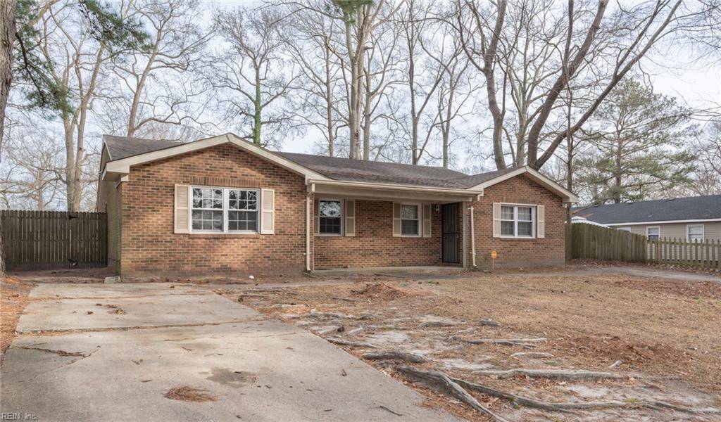Suffolk, VA 23435,6016 Camellia DR #A