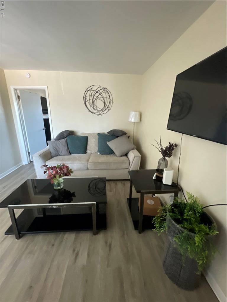 Norfolk, VA 23518,9523 5th Bay ST #F