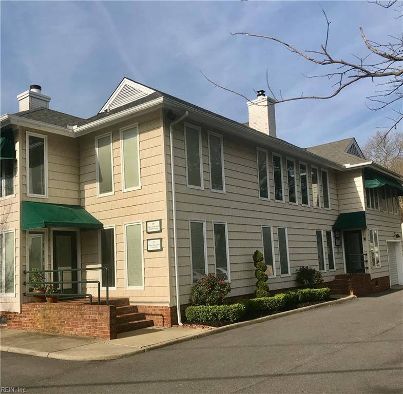 Virginia Beach, VA 23451,113 Holly CRES #101
