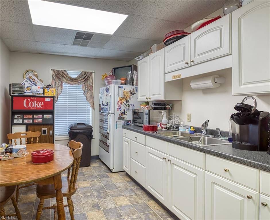 Gloucester, VA 23061,6267 Professional DR
