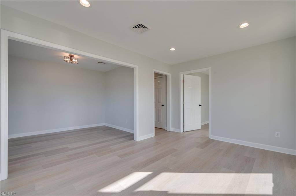 Virginia Beach, VA 23464,6124 Lexington CT #A