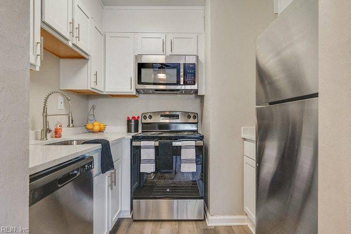 Hampton, VA 23669,814 Lasalle AVE #7C