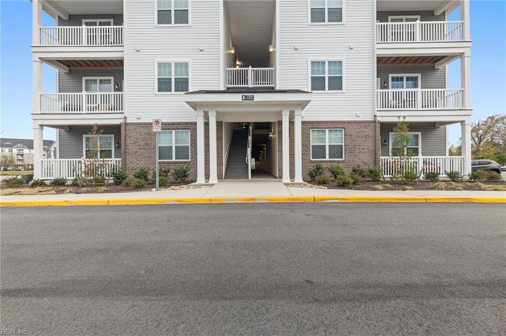 Chesapeake, VA 23320,1509 Waitsel DR #204