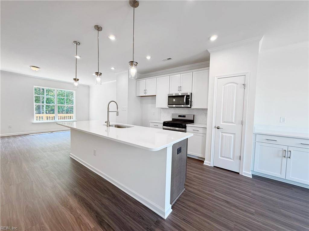 Newport News, VA 23608,2008 Stanford LN