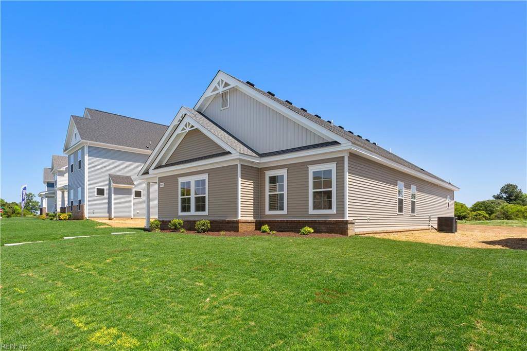 Suffolk, VA 23434,1011 Hillpoint RD