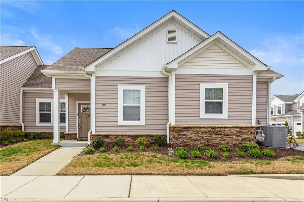 Suffolk, VA 23435,1009 Paragon WAY #B