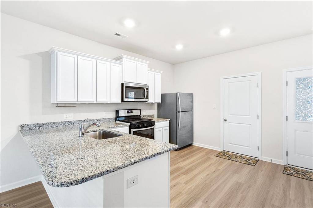 Newport News, VA 23608,1505 Auckland CT