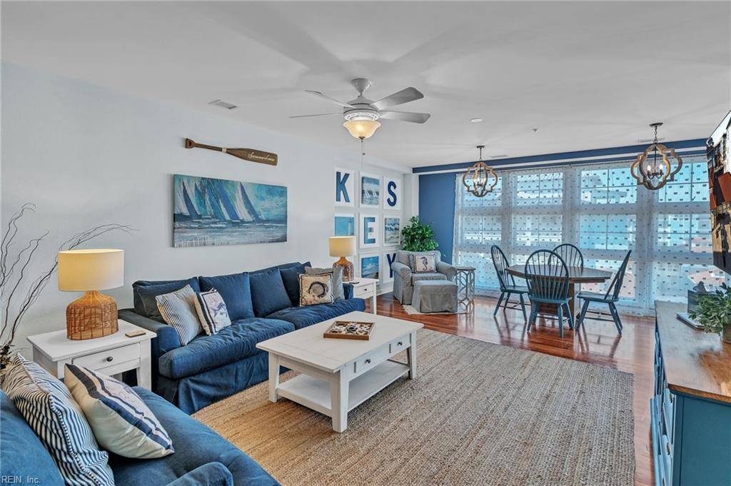 Virginia Beach, VA 23456,3738 Sandpiper RD #422B