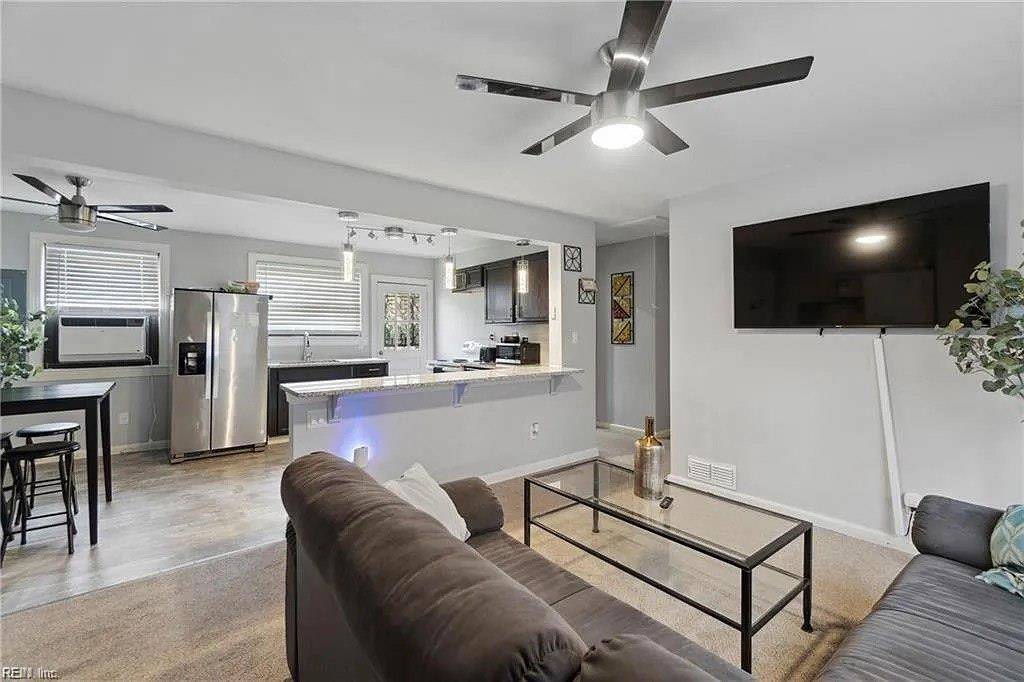 Norfolk, VA 23513,6526 Thaxton ST #B