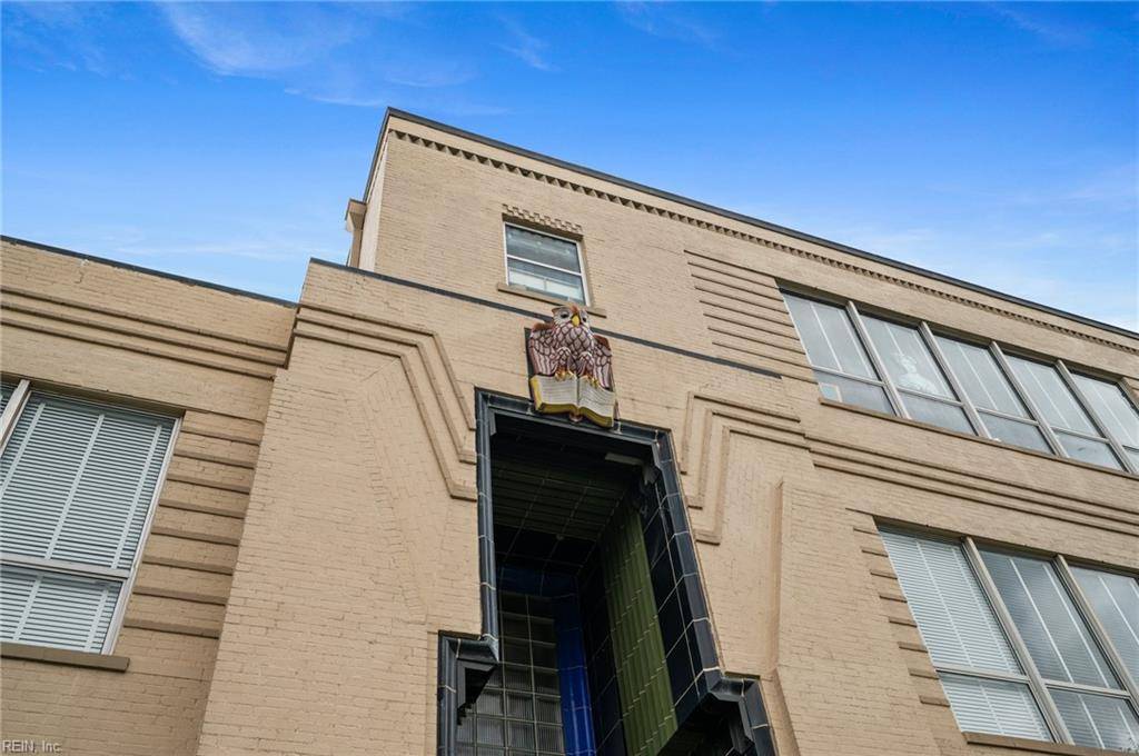 Hampton, VA 23661,200 Claremont AVE