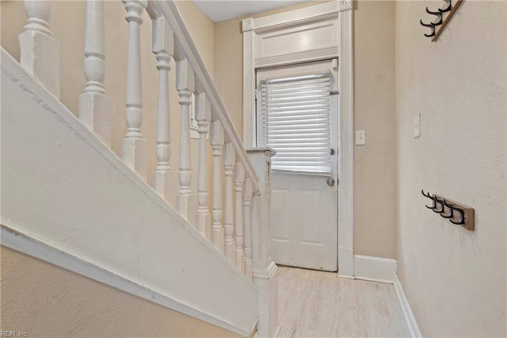 Chesapeake, VA 23324,1405 Perry ST