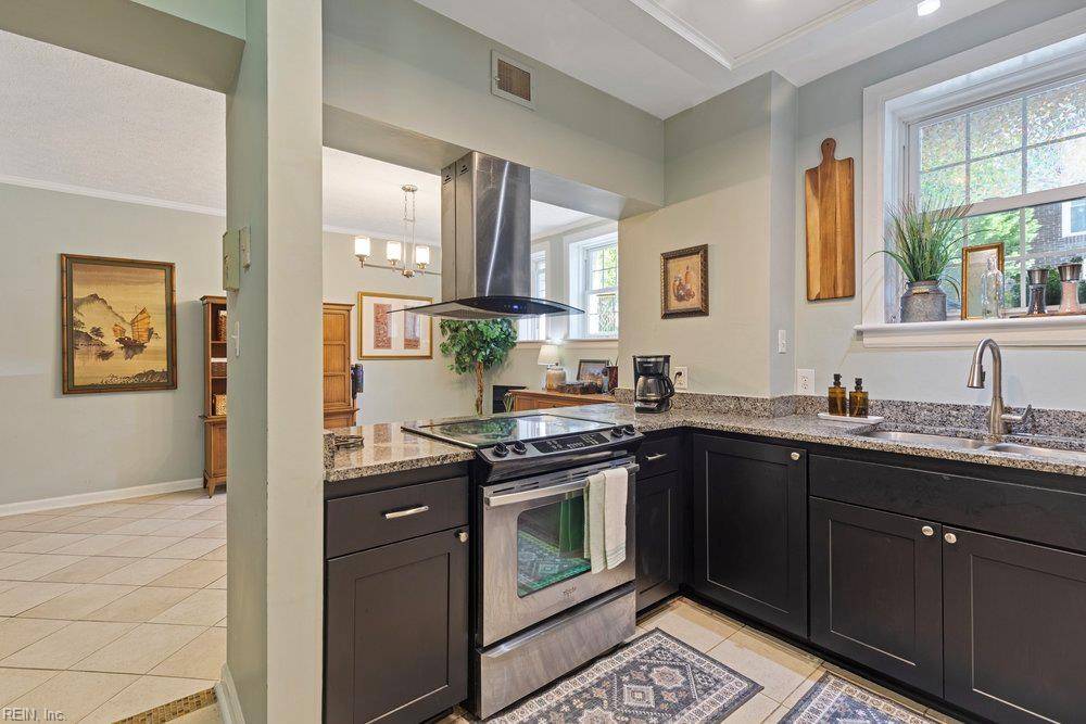 Norfolk, VA 23507,910 Greenway CT #1