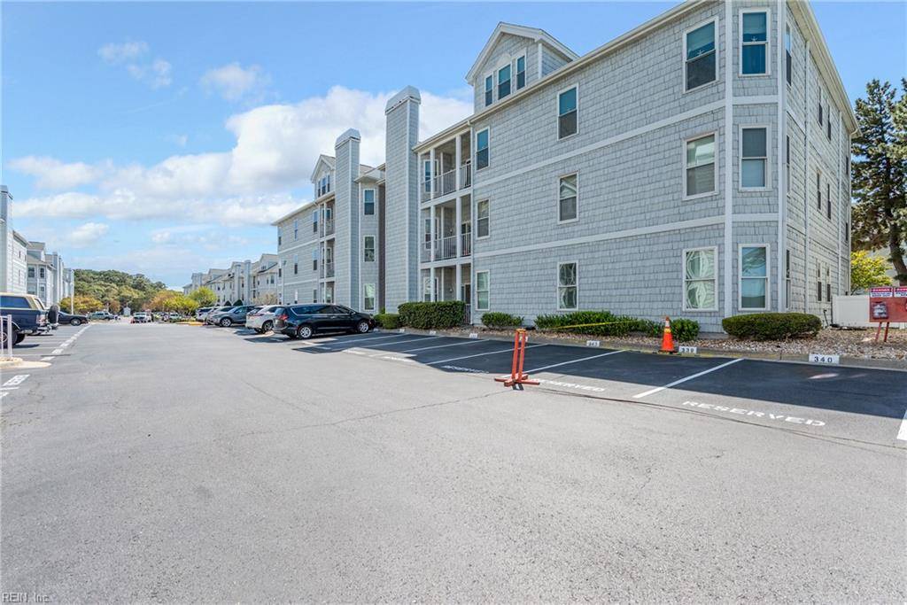 Virginia Beach, VA 23451,2313 Beach Haven DR #303