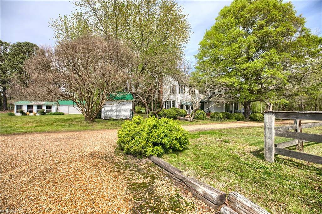 Gloucester, VA 23061,8246 Robins Neck RD