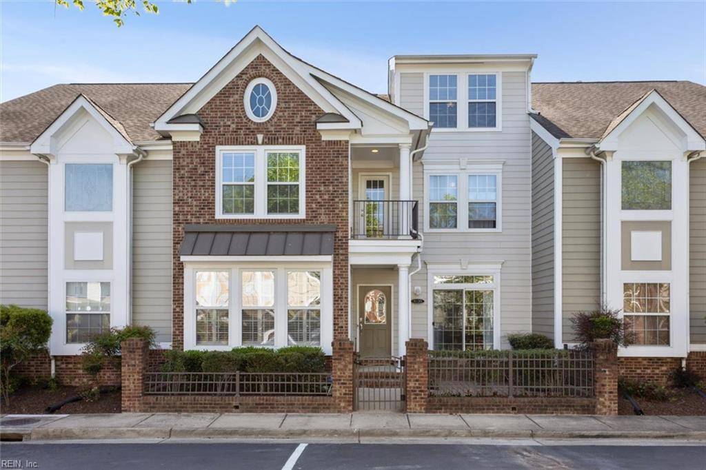 Suffolk, VA 23435,8120 Lee Hall AVE