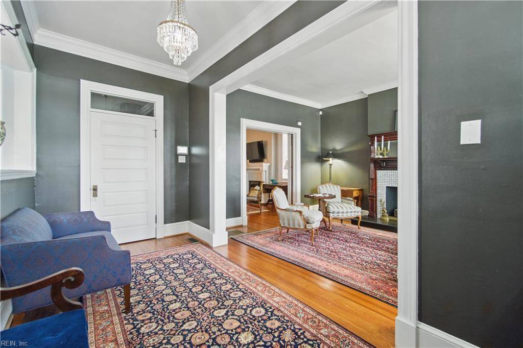 Norfolk, VA 23507,522 Mowbray ARCH
