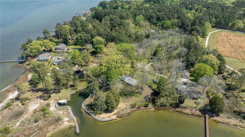 Gloucester, VA 23061,5556 Roanes Wharf RD