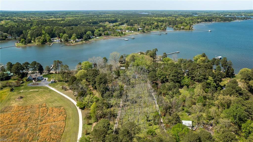 Gloucester, VA 23061,5556 Roanes Wharf RD