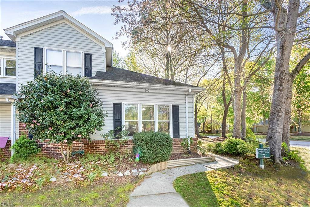 Yorktown, VA 23692,100 Larkspur HOLW