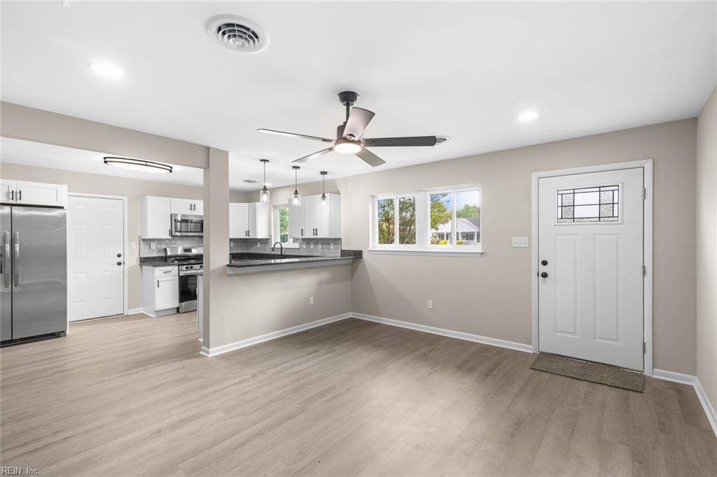 Hampton, VA 23661,3609 Victoria BLVD
