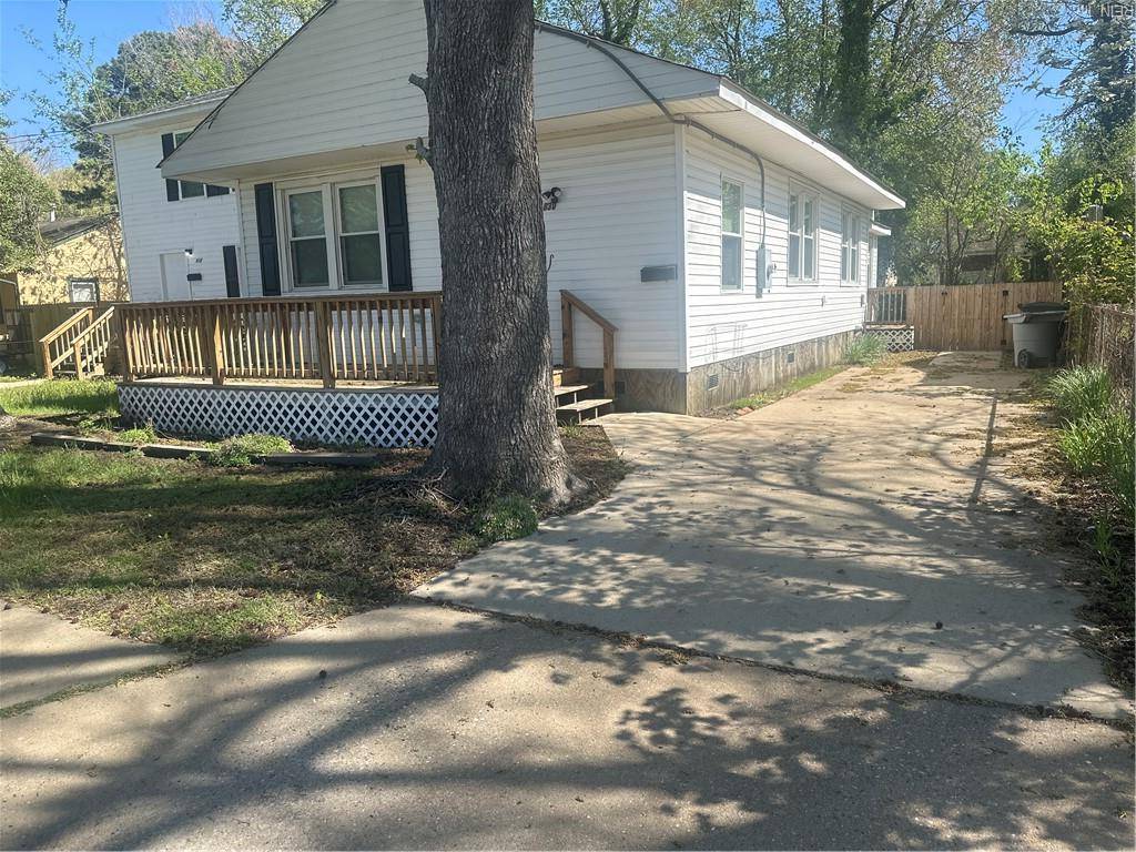 Hampton, VA 23661,830 Westwood AVE