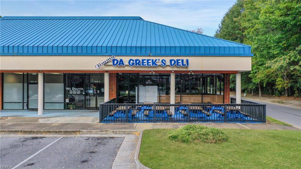 Yorktown, VA 23693,1215 George Washington Memorial HWY #X