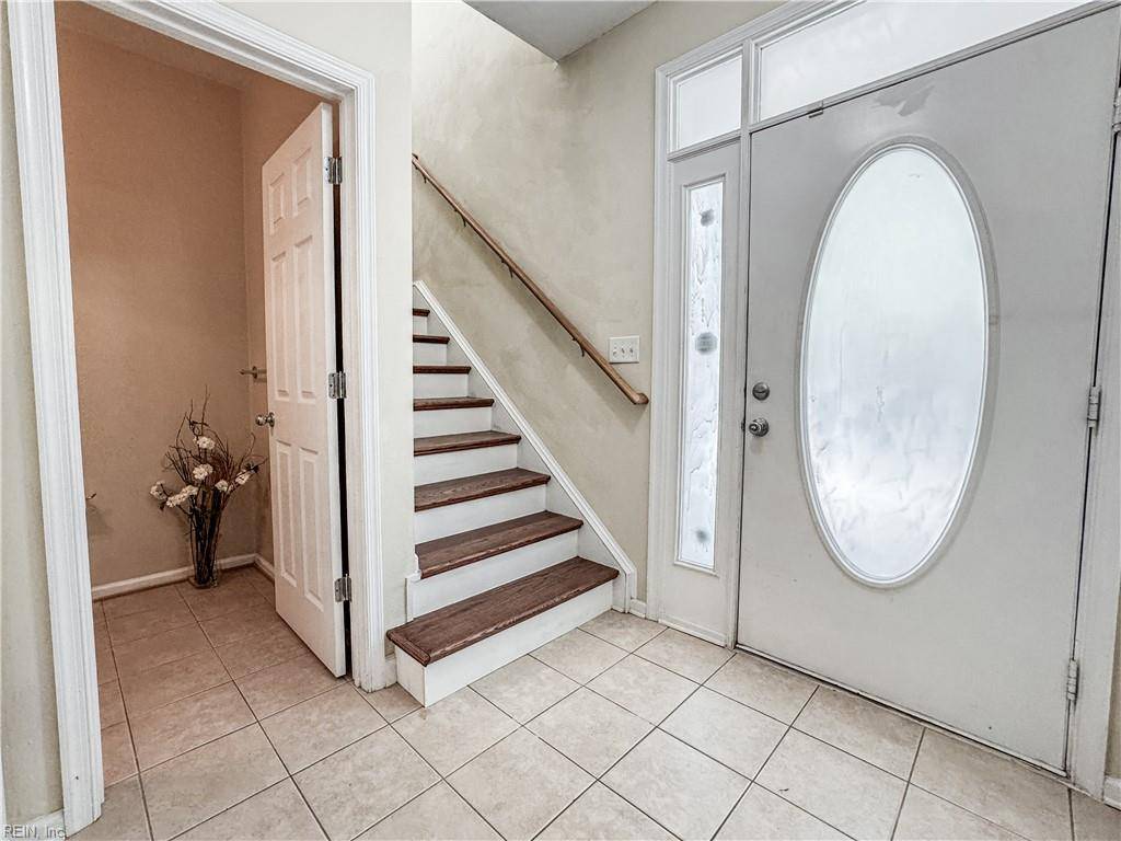 Portsmouth, VA 23703,1004 Christiana CIR