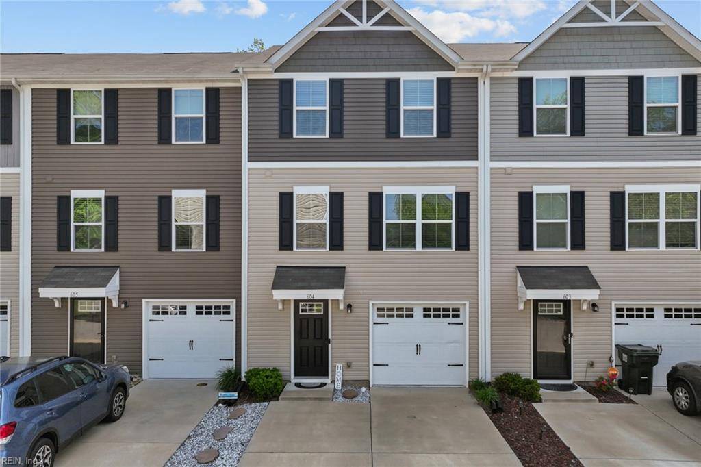 Smithfield, VA 23430,604 Lakeview CV