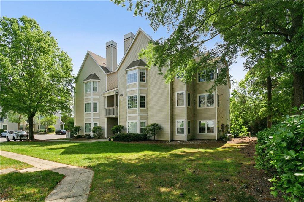 Williamsburg, VA 23185,104 Windsor LN #L