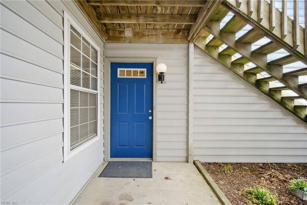 Virginia Beach, VA 23462,612 Waters DR