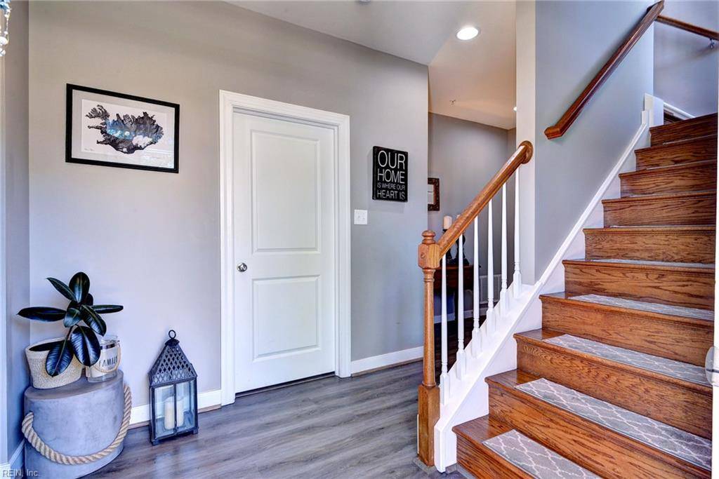 Williamsburg, VA 23188,4901 Settlers Market BLVD