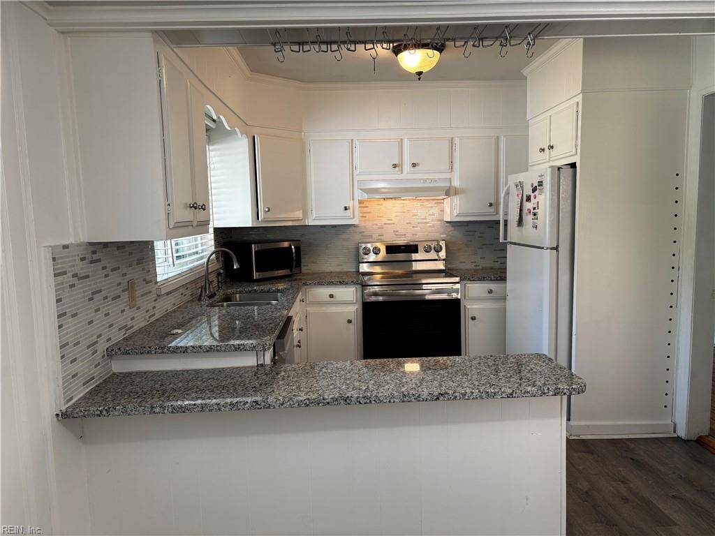 Norfolk, VA 23505,7649 Gleneagles RD