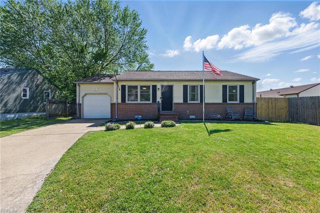Newport News, VA 23601,113 Cardinal LN
