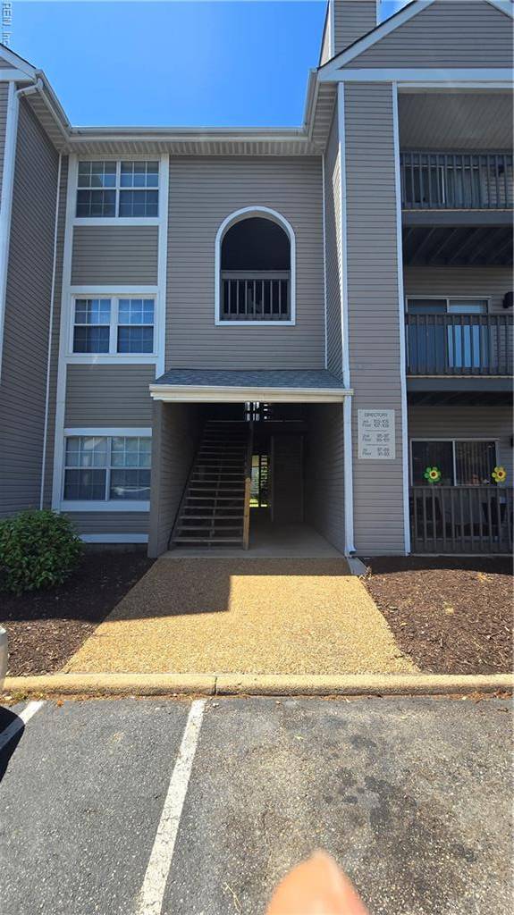 Hampton, VA 23666,109 Cape Dorey DR
