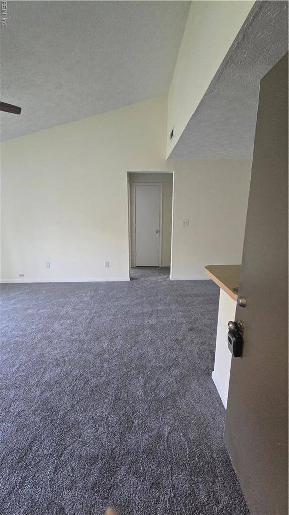 Hampton, VA 23666,109 Cape Dorey DR