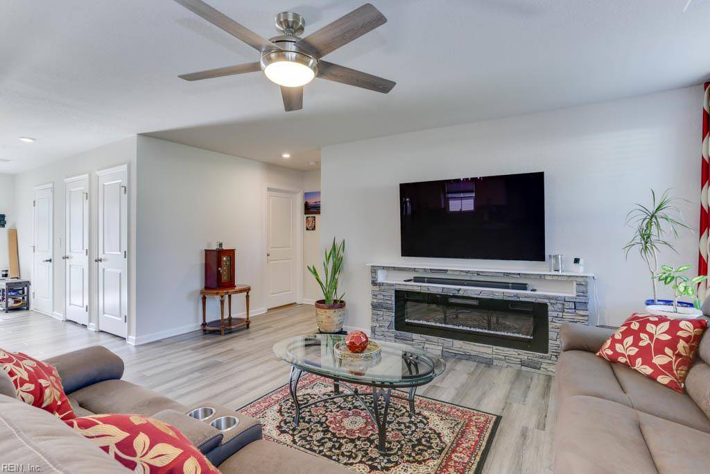 Portsmouth, VA 23702,331 Forecastle ST