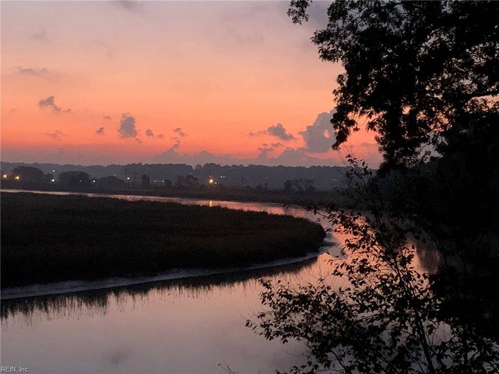 Smithfield, VA 23430,114 Goose Hill WAY