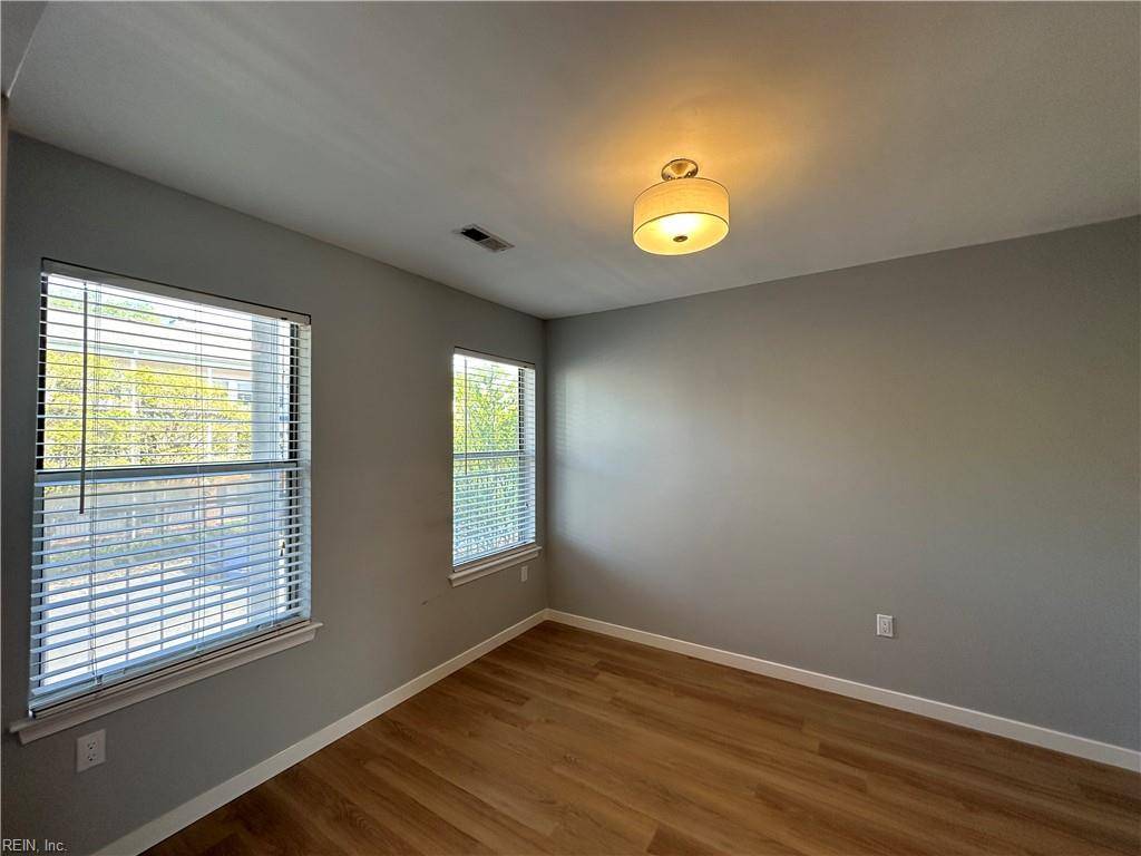 Norfolk, VA 23507,103 Westover AVE #205