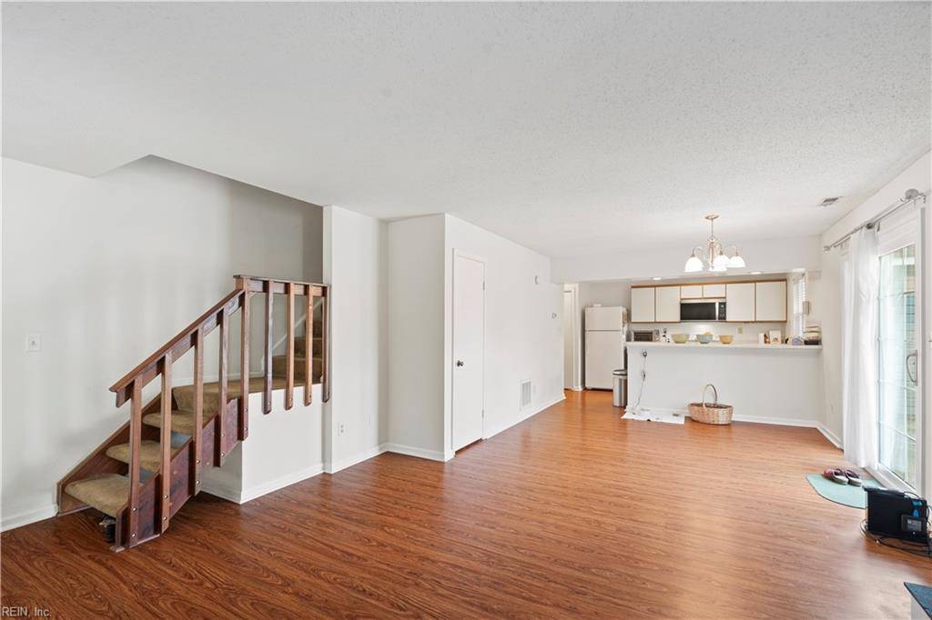 Virginia Beach, VA 23454,2332 Cornick DR