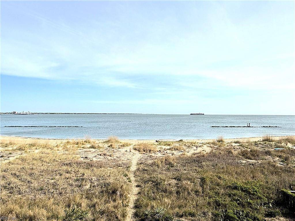 Norfolk, VA 23503,1328 W Ocean View AVE #D