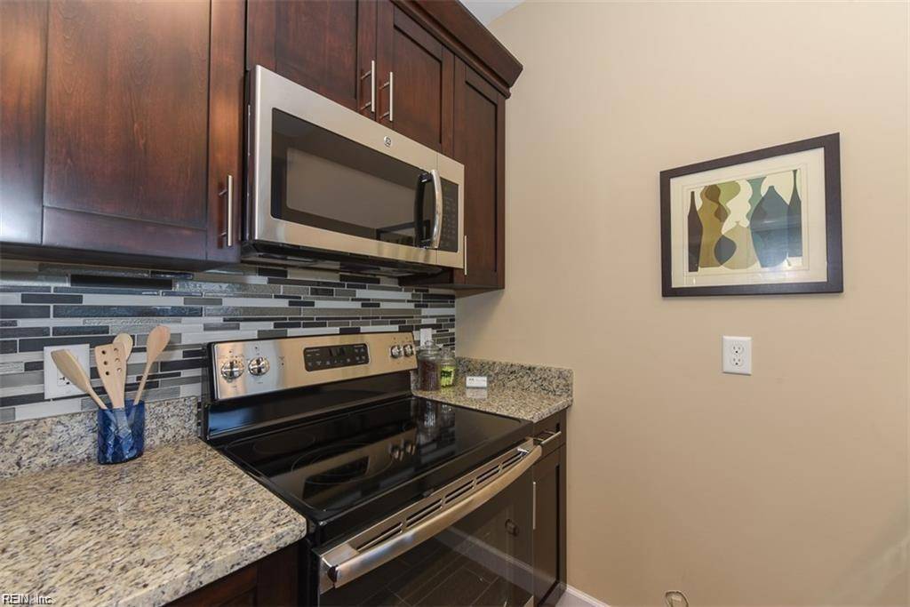 Norfolk, VA 23508,834 44th ST #205