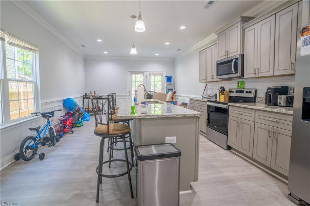 Hampton, VA 23661,810 Fairland AVE