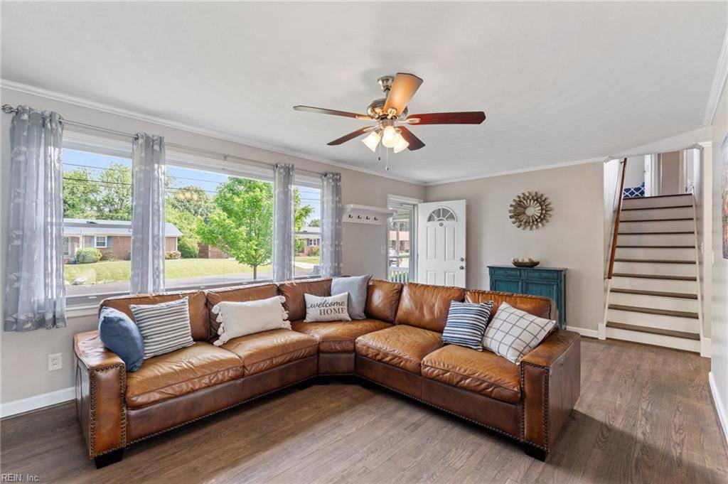Virginia Beach, VA 23455,5013 Finn RD